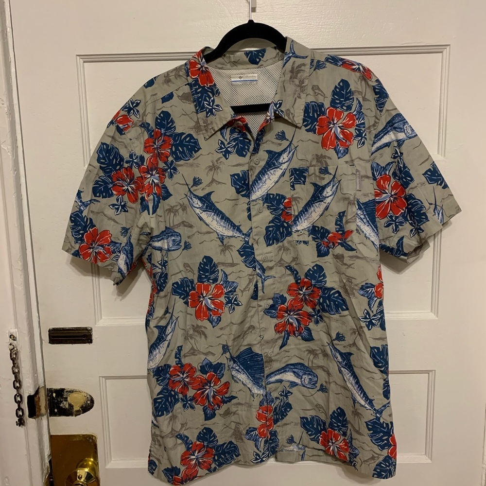 Columbia PFG Fishing Shirt Size Lg